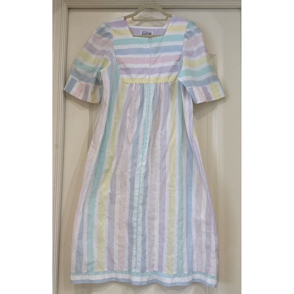 VTG styled by saybury House Coat Dress Nightgown Sz M/L Pastel Rainbow Puffed *s